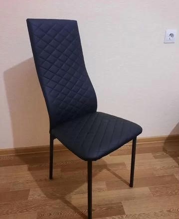 Стул Магнат стёганный Черный